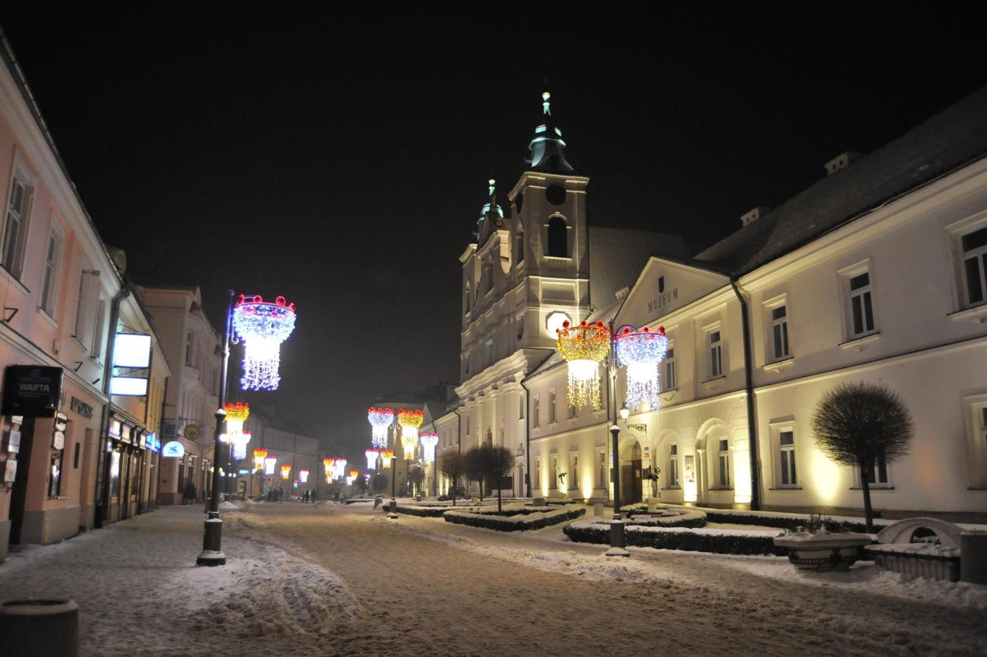 Hostel Promenada Rzeszów Exterior foto